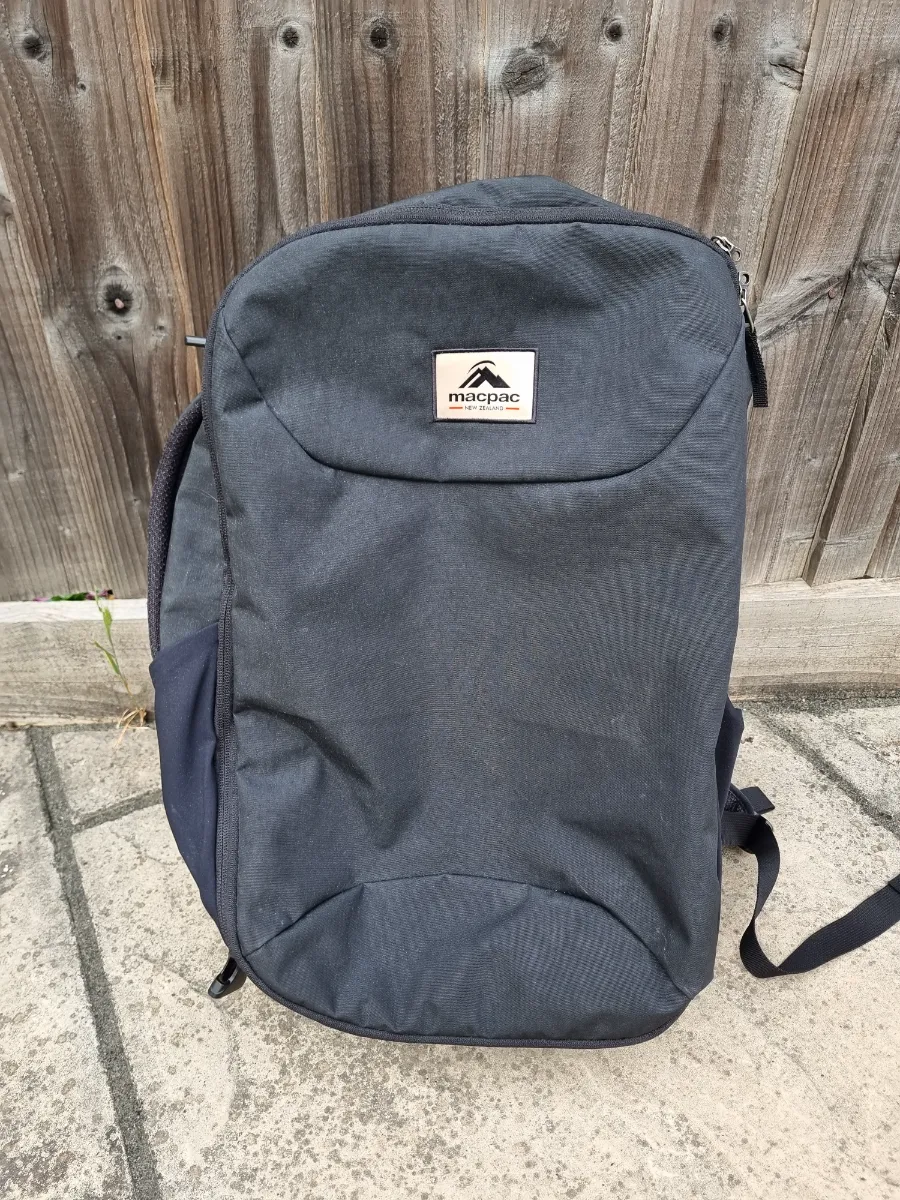 Macpac Quest 30L travel pack